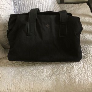 Black Lulu lemon duffel bag, like new